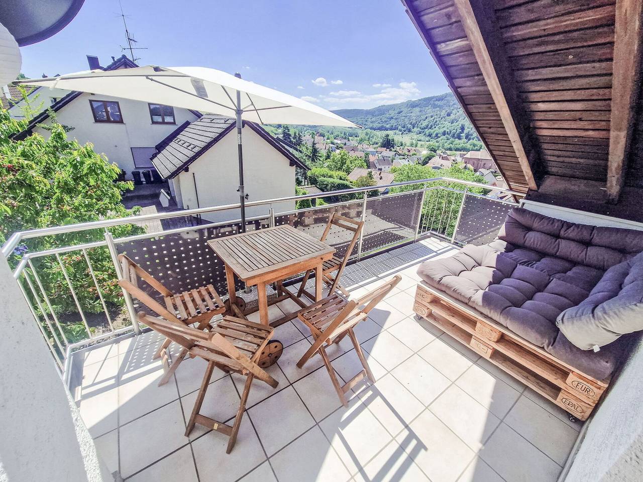 Ganze Wohnung, Annette in Weilbach, Main-Odenwald