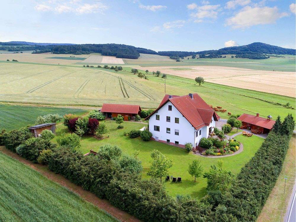 Apartamento vacacional entero, Oberlützenbachshof - Doppelzimmer Nr. 3 in Geisa, Rhön