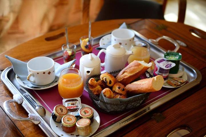 Hôtel pour 2 personnes, avec jardin à Veauville-lès-Baons - 2