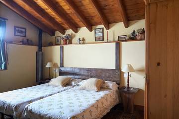 Casa Rural Con Piscina para 6 Personas en Larráun, Provincia de Navarra, Foto 1
