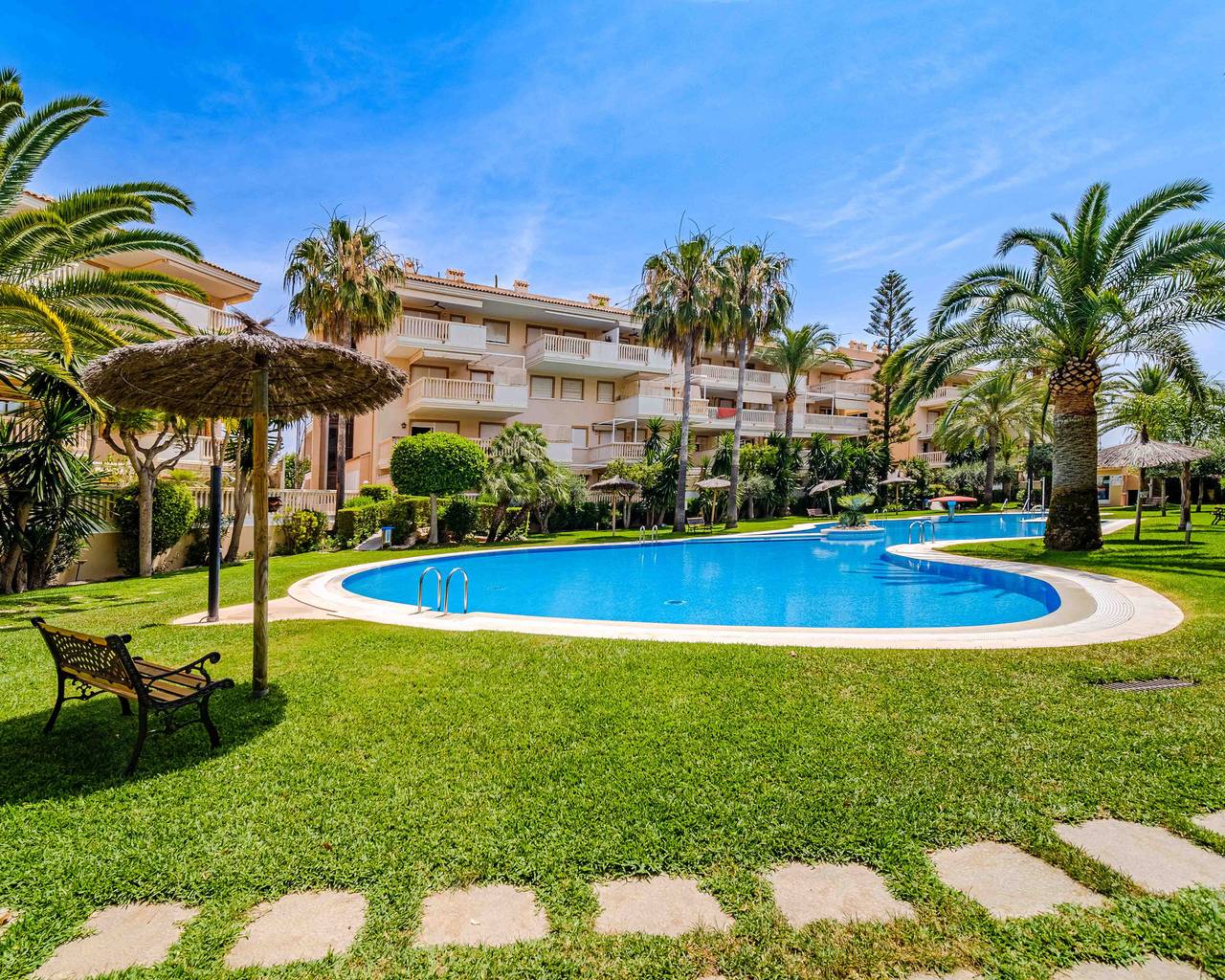 Ganze Wohnung, Nou Fontana Life Penthouse Javea Arenal  in Playa del Arenal, Jávea