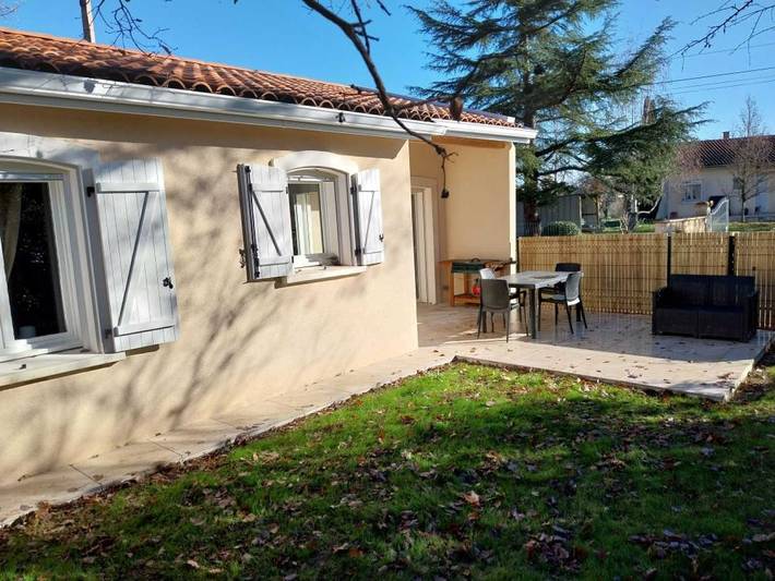 Gîte pour 4 personnes, avec Terrasse et Jardin