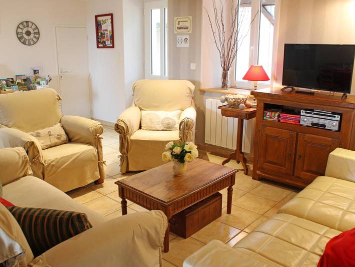 Gîte pour 11 personnes, avec terrasse et jardin dans Allier - 2