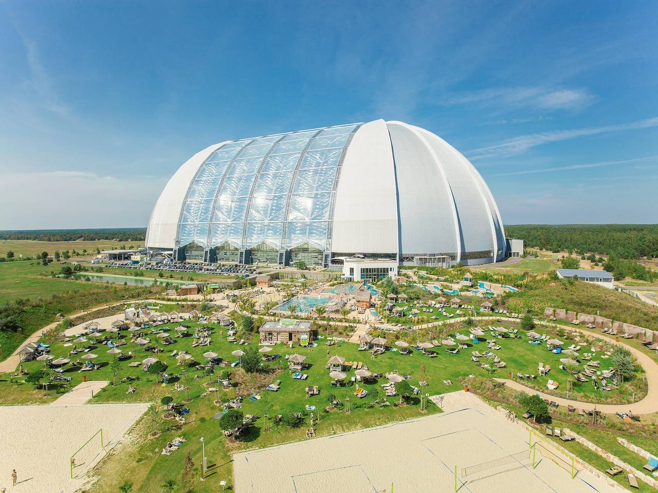 Mobile Home im Tropical Islands Resort in Tropical Islands (Wasserburg), Halbe