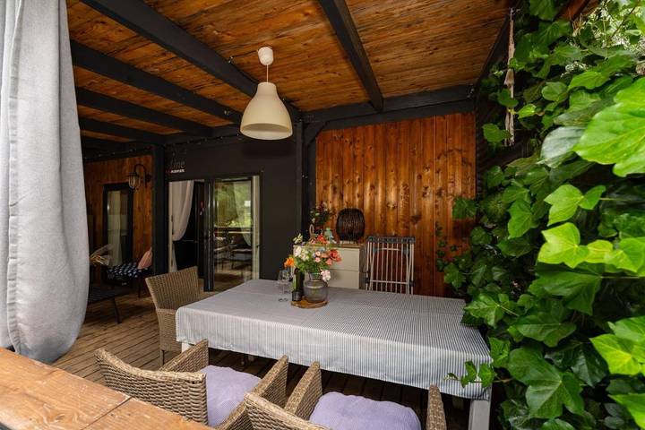Camping pour 6 personnes, avec Terrasse ainsi que Jardin et Vue à Pakoštane - 4