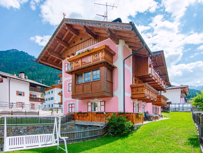 Entire apartment, Brunel in Pozza di Fassa, San Giovanni di Fassa