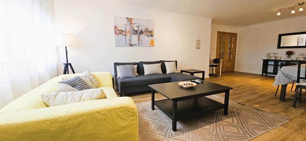 Gîte pour 10 personnes, avec vue à Montijo
