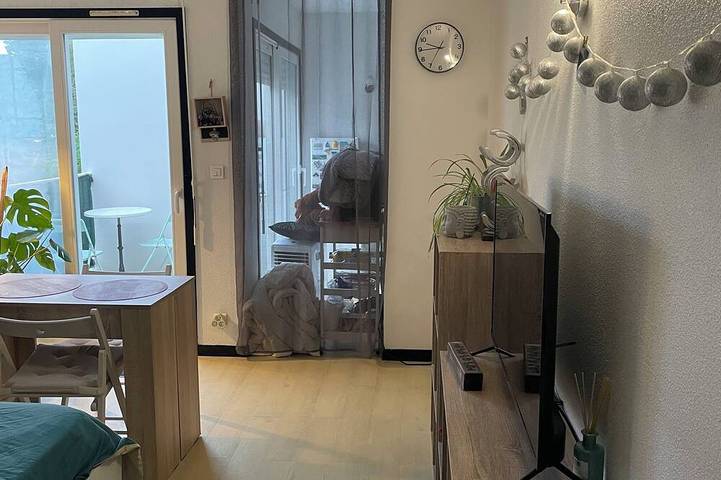 Appartement entier, Appartement agréable au calme avec balcon proche terminus et bordeaux in Villenave-d'Ornon, Région de Bordeaux