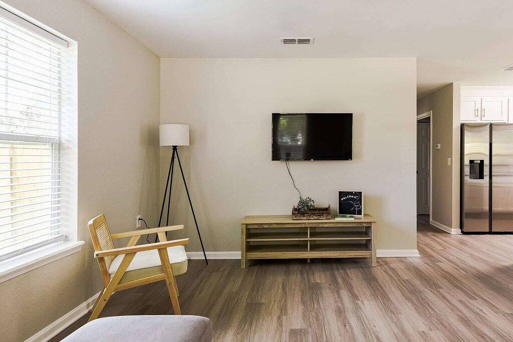 Nearby: Fishing | Beach | Military Base in Jacksonville, Duval County