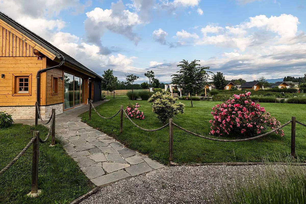 Cały apartament, Chalet/His, private toilete & sink, 22m2 4 osã³b in Gmina Metlika, Słowenia