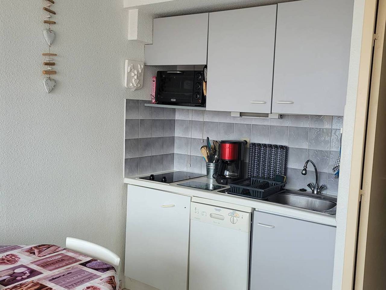 Ganze Wohnung, Superbe F3 mezzanine avec piscine, climatisation et parking sécurisé, à 2 pas de la plage in Palavas-les-Flots, Mittelmeerküste (Frankreich)