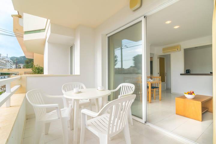 Ferienwohnung für 5 Personen, mit Terrasse in Canyamel