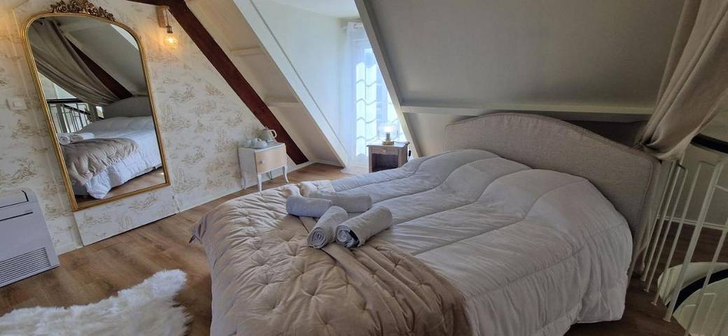Chambre d’hôte pour 2 personnes, avec Terrasse et Jardin ainsi que Piscine et Vue à Gaillan-en-Médoc
