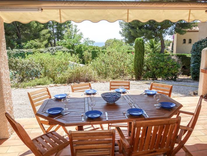 Location de vacances pour 8 personnes, avec jardin et balcon à Saint-Cyr-sur-Mer - 3
