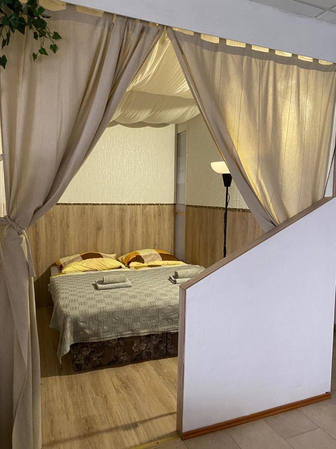 Ferienwohnung für 6 Personen, mit Ausblick und Seeblick sowie Pool und Garten in Siofok - 4