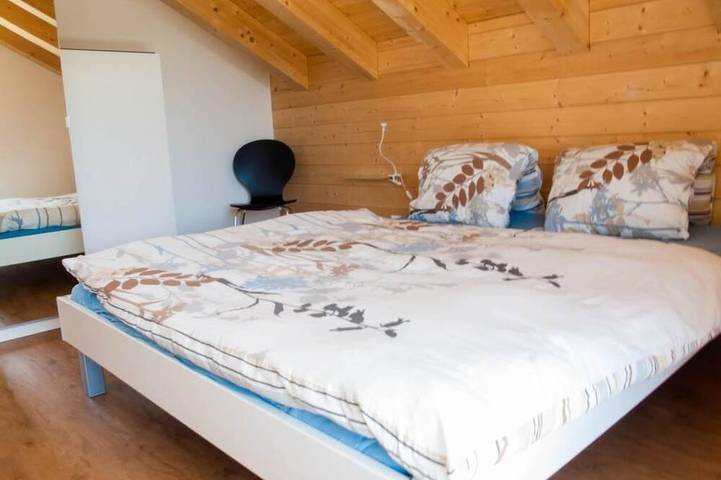 Ganze Wohnung, Chalet Avista 6-Bettwohnung, Dusche, Wc 6-Bettwohnung Dachgeschoss in Rosswald, Brig