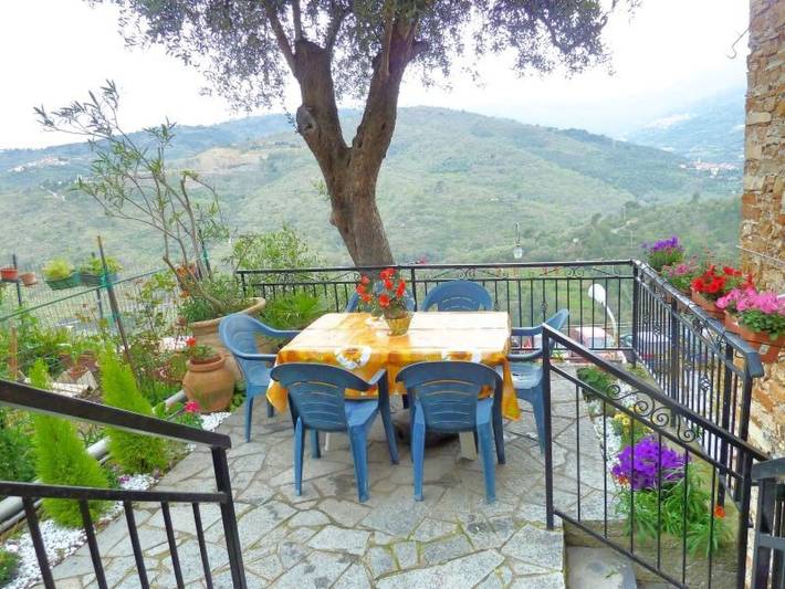 Appartamento intero, 'Casa Mamma Rosetta in Civezza, Riviera di Ponente