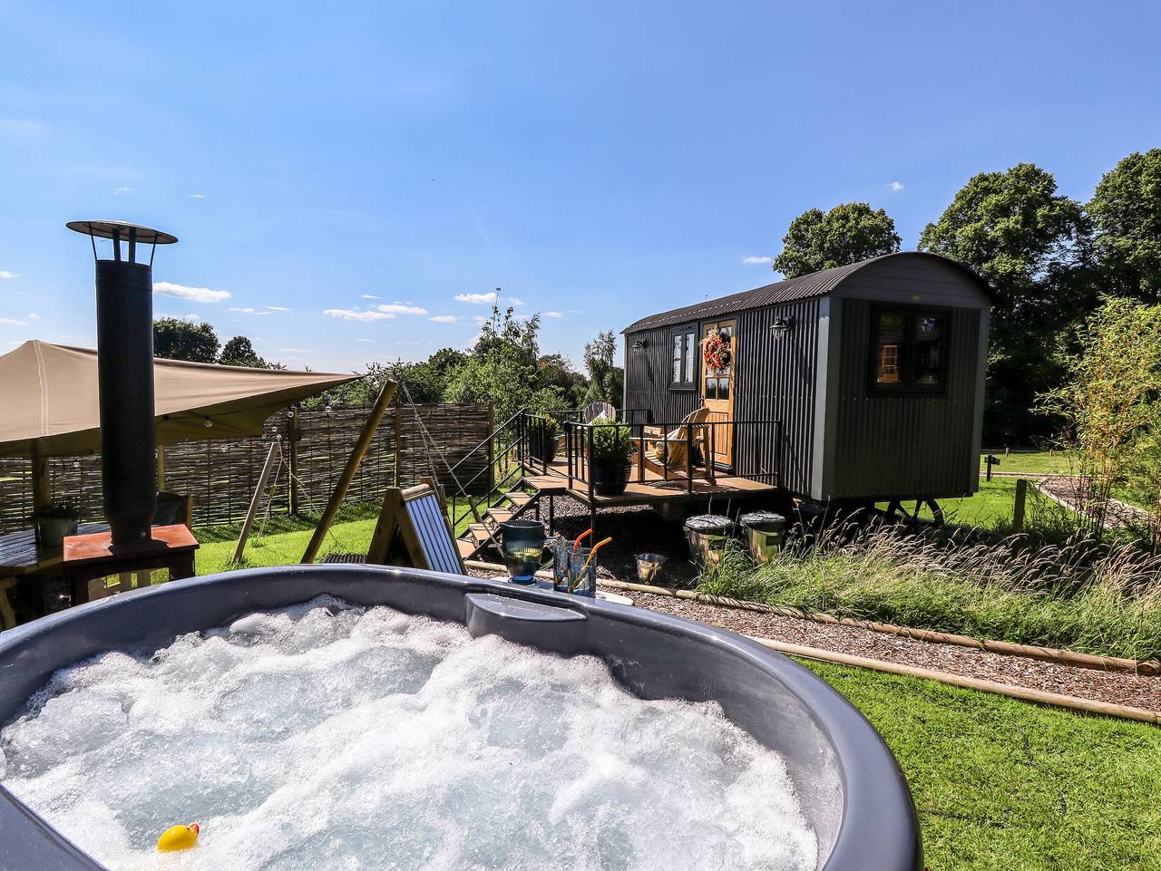 Limetree Luxury Glamping Southdown in Sherwood Forest, Nottinghamshire