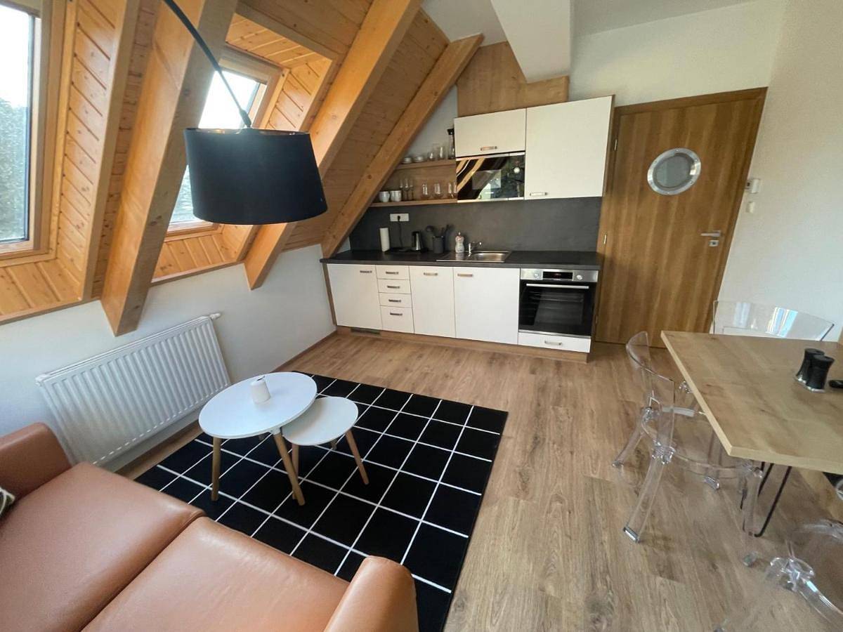 Geheel appartement, One-Bedroom Apartment in Lipno Reservoir, Lipno