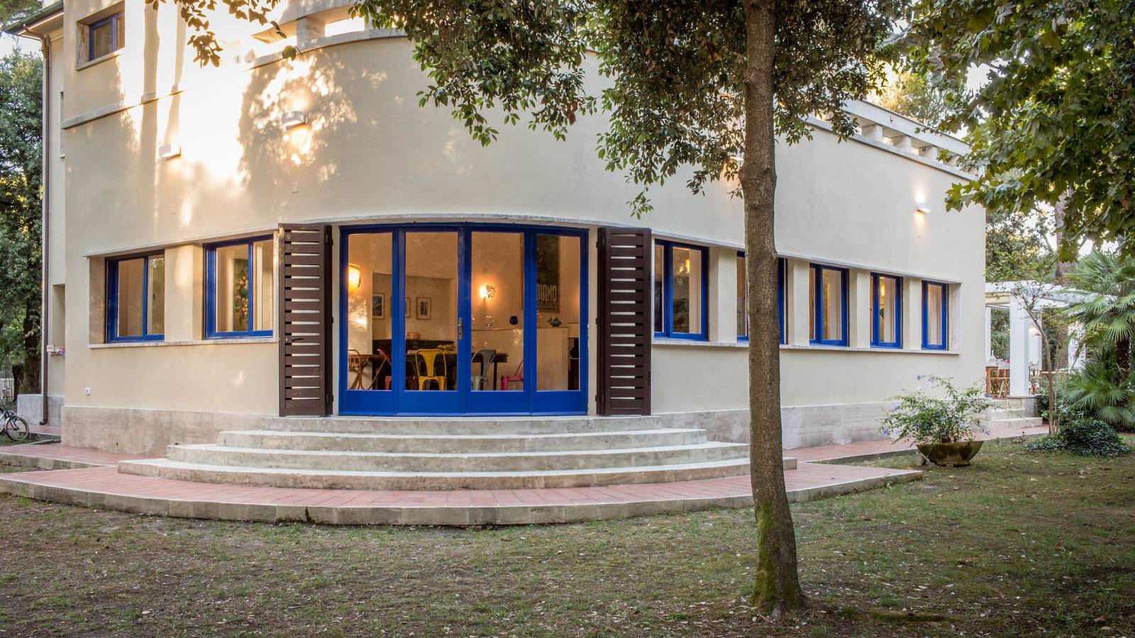 Villa Ferrari in Massa (Italie), Riviera Italienne