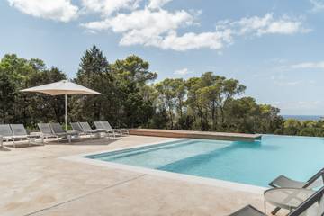 Finca for 12 People in Sant Josep de sa Talaia, South Ibiza, Photo 1