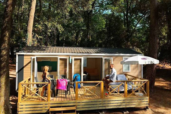 Camping pour 5 personnes à Saint-Palais-sur-Mer