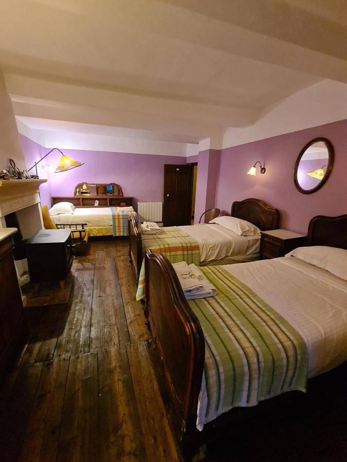 Les Etrangers a l'ancien Hotel des Etrangers in Saint-Martin-d'Entraunes, Région de Nice