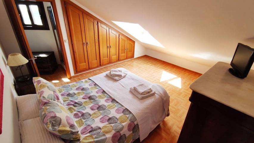 Apartamento para 4 personas, con Balcón además de Terraza y Vistas en Casarabonela