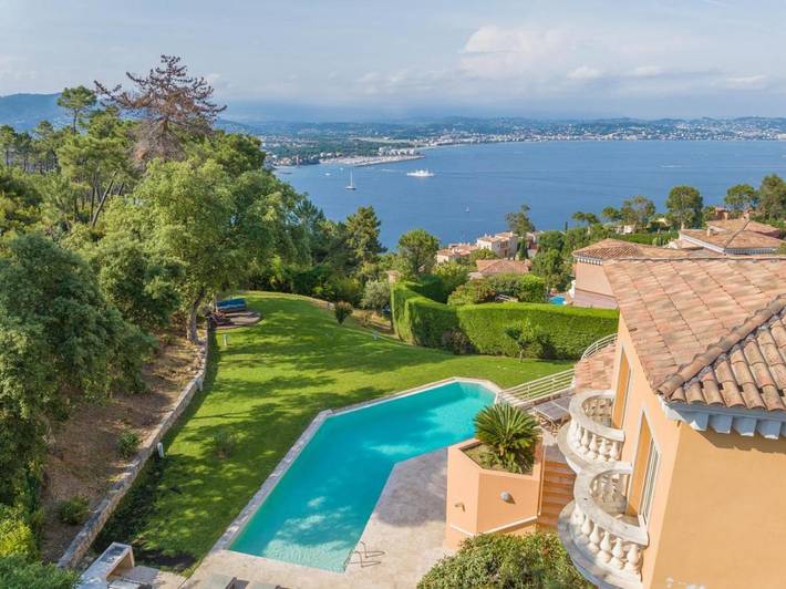 Villa pour 14 personnes, avec vue ainsi que piscine et jardin à Théoule-sur-Mer - 3