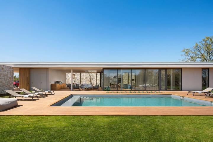 Ferienhaus für 8 Personen, mit Garten und Sauna