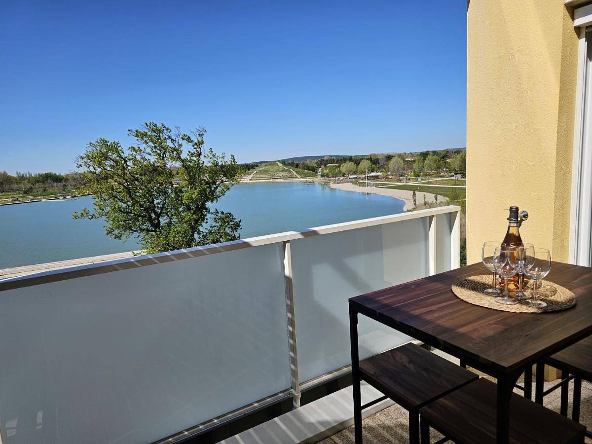 Appartement entier, One-Bedroom Apartment in Monteux, Vaucluse