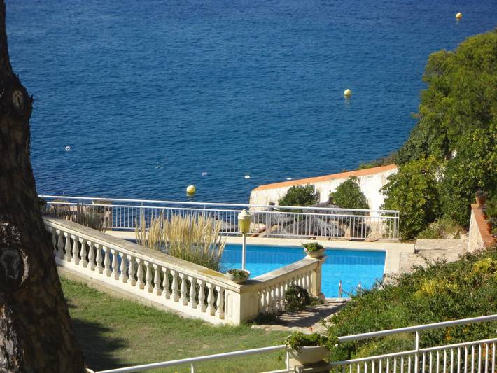 Apartamento de vacaciones para 2 personas, con piscina además de vistas al mar y jardín - 1
