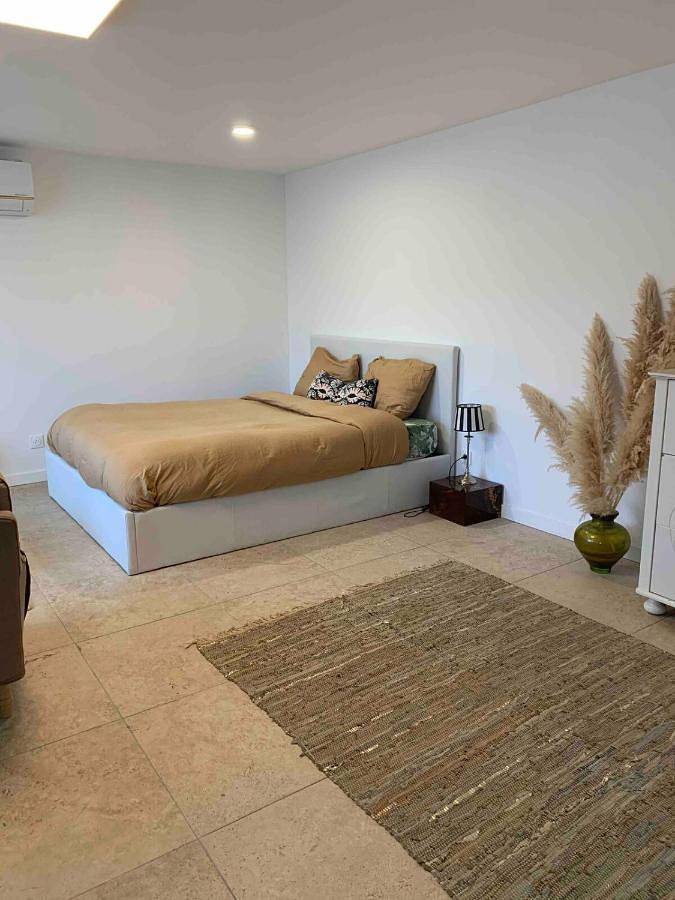 Appartement entier, Grand studio cosy avec terrasse in Joué-lès-Tours, Région de Tours