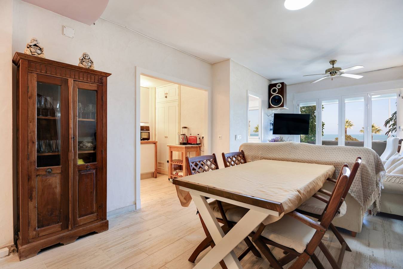 Appartamento intero, Appartamento "Chipiona, Cruz del Mar 1ª Línea" con vista mare, terrazza e Wi-Fi in Puerto Chipiona, Chipiona