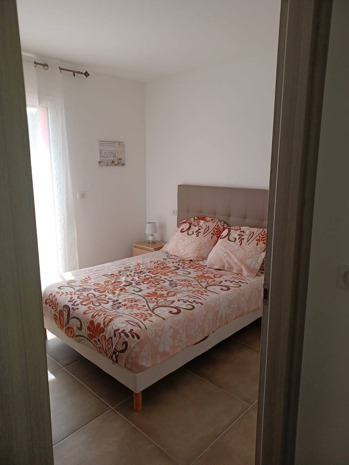 Entire apartment, Modern Apartment in Lucciana with Terrace, 45m² in Lucciana, Bastia region