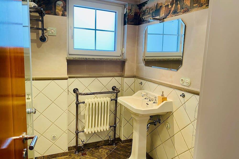 Ganze Wohnung, Q-Street-Studio: \ngroßzügiges Apartment in Bad Homburg in Bad Homburg, Hochtaunuskreis