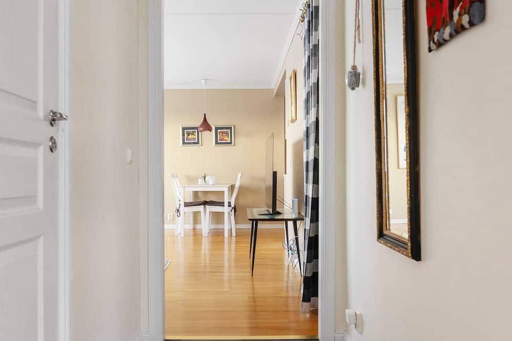2. Laegenhet H - Zwei Schlafzimmer Villa, Schläft 4 in Fjällbacka, Norra Västkusten