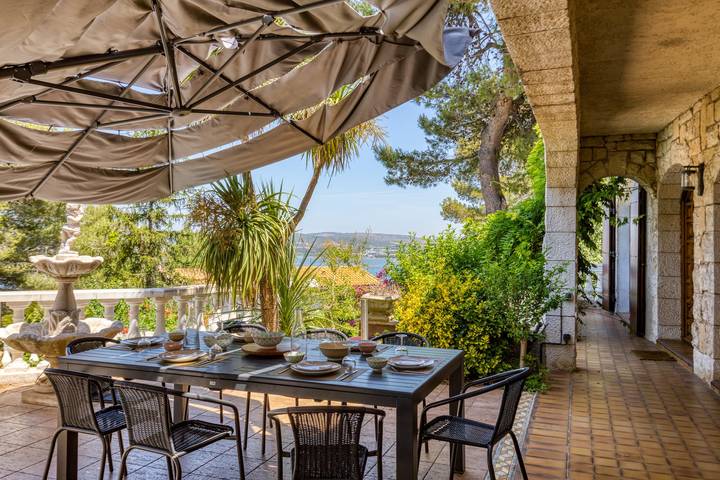 Ferienhaus für 12 Personen, mit Balkon und Garten sowie Seeblick in Sete - 4