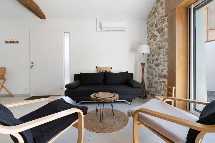 Gîte L'atelier – 4 personnes avec terrasse privée, Wi-Fi et climatisation in Frossay, Vallée de la Loire