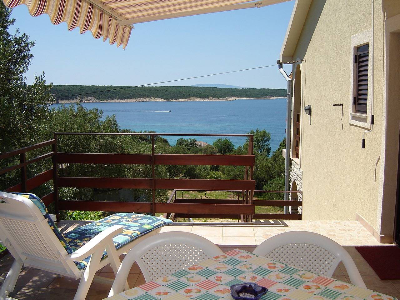 Zimmer mit Terrasse und Meerblick Supetarska Draga - Gonar, Rab -a in Supetarska Draga, Rab