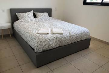 Villa pour 8 Personnes dans Arles, Parc naturel régional de Camargue, Photo 3