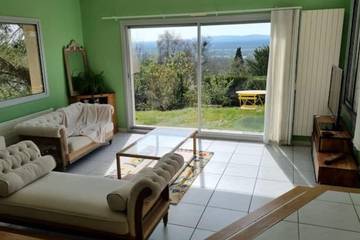 Gîte pour 6 personnes, avec balcon et jardin à Vaux-sur-Seine