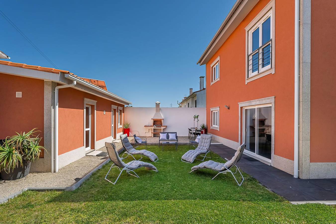 Casa vacanza a Cávado a partire da 61€ a notte