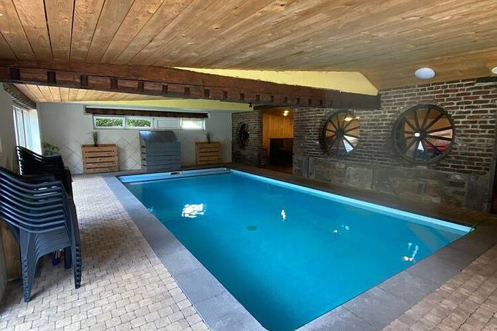 Maison de vacances pour 21 personnes, avec Jardin ainsi que Piscine et Sauna dans les Hautes Fagnes