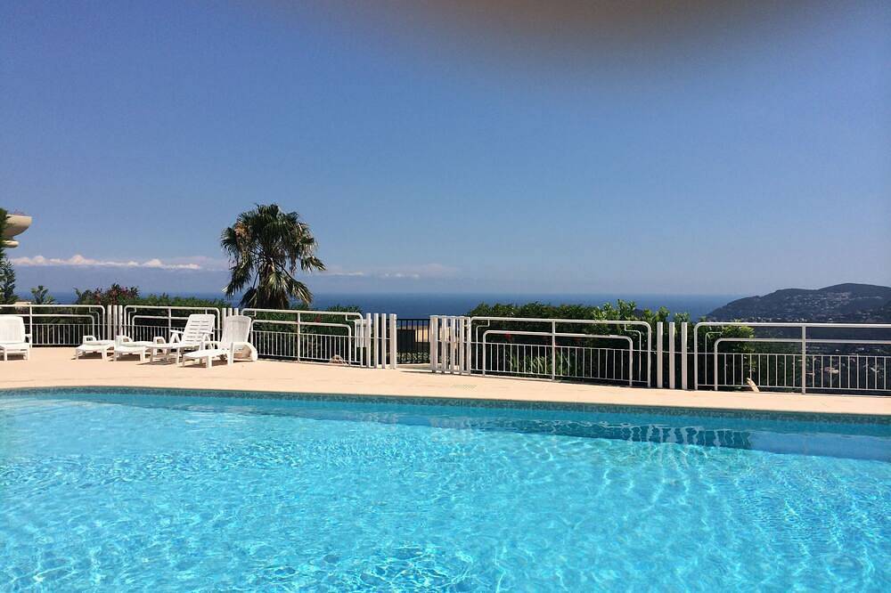 Apartamento entero, 62 M2 Apartment And Terrace With Exceptional Sea View - Private Pool in Mandelieu-la-Napoule, Region de Cannes