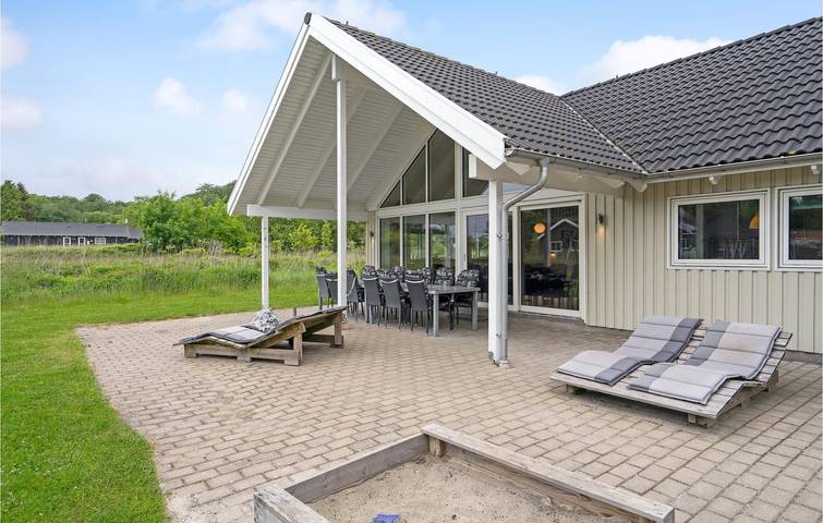 Ferienhaus für 20 Personen mit Whirlpool in Tranekær, Langeland