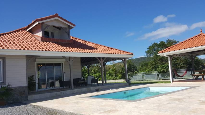 Villa pour 6 personnes, avec terrasse et piscine en Martinique - 2