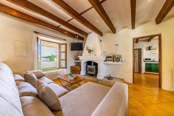 Villa in Pollença, Serra de Tramuntana für 8 