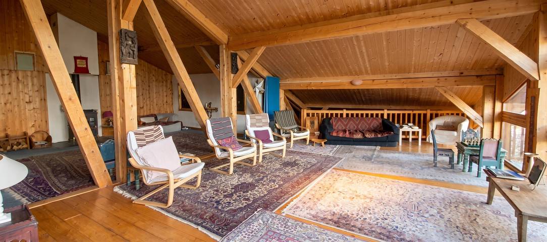 Ganze Wohnung, Geräumiges Apartment in Les Chapelles mit Bergblick in Les Chapelles, Albertville und Umgebung