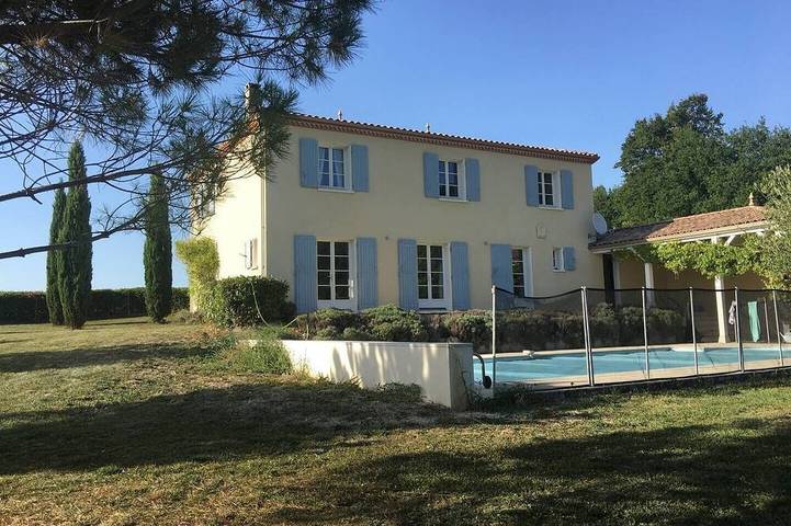 Location de vacances pour 6 personnes à Sainte-Juliette